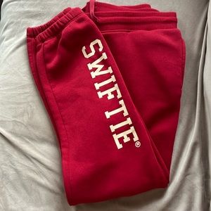 Taylor swift “red Taylor’s version” swiftie sweatpants joggers size medium